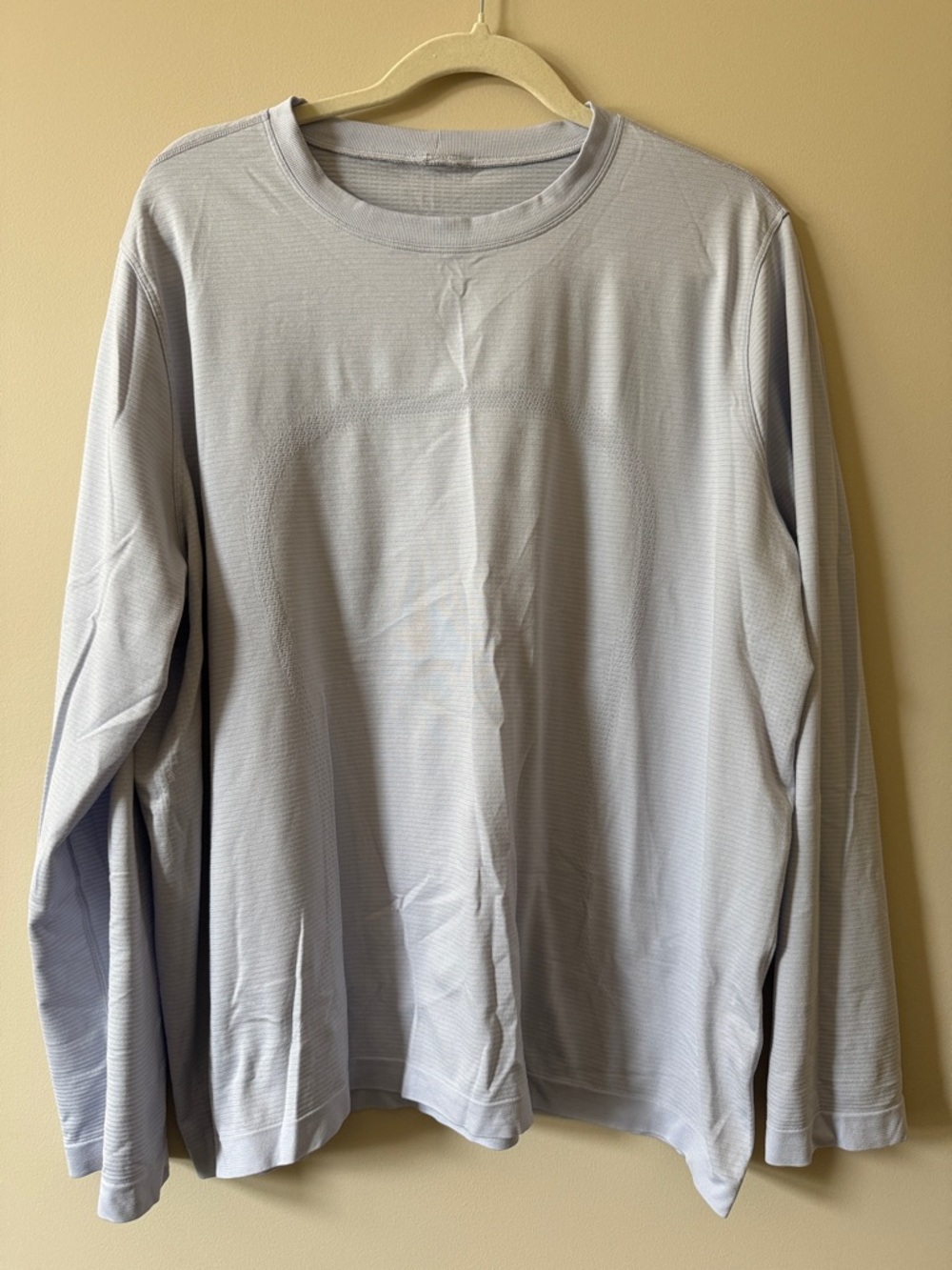 lululemon athletica Relaxed Long Sleeve Tee in Light Lavender